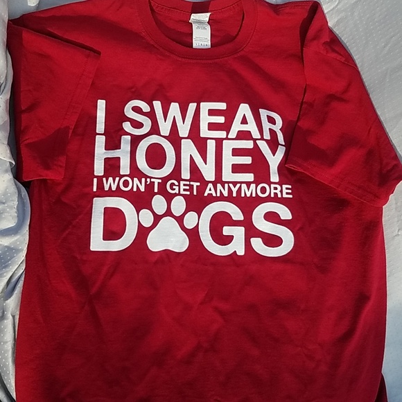 Gildan Tops - Cute Novelty Dog Lovers T-shirt